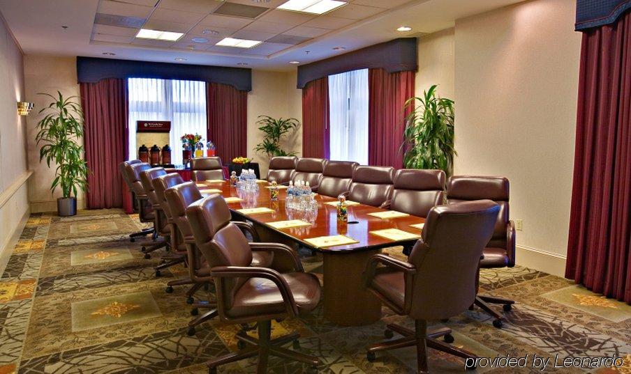 Hotel Doubletree Dayton-Downtown Facilidades foto
