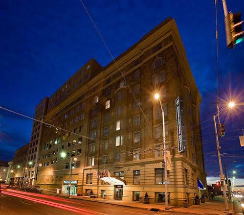 Hotel Doubletree Dayton-Downtown Exterior foto